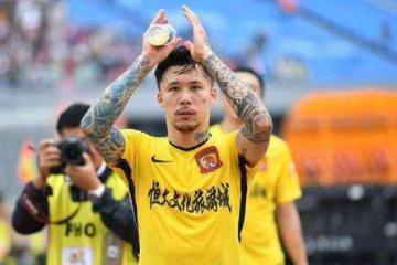 IM体育app-恒大新援表现可圈可点，缺乏中场大腿，后防困扰成球队致命伤的简单介绍