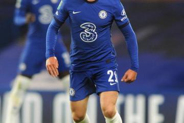 IM体育官方平台-巴恩斯利遭遇逆转，未能延续胜利