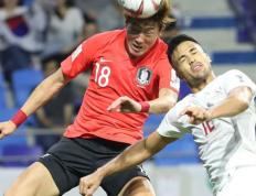 IM体育社区互动入口-韩国队险胜泰国队，辛杜高光表现