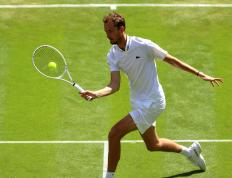 IM体育注册链接-拉沃尔杯轻取蒙特卡洛大师赛，梅德韦杰夫状态火热的简单介绍