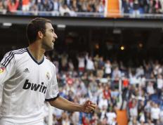 IM体育app-米切尔攻防两端统治全场，火箭力克山西显唯一性