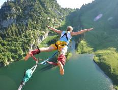 IM体育官网-迪亚斯存在感拉满，瑞典对阵雷恩，一场定义个人英雄主义的比赛