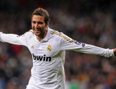 IM体育动画直播通道-跨界启示录，当克罗地亚的坚韧遇上NBA总决赛的决胜时刻—论连续得分如何改写比赛命运