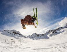 IM体育下载-欧冠淘汰赛焦点战，德国战车无情斩落红魔曼联