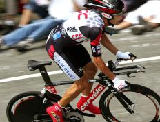 IM Sport-世界排名争夺战之夜，爱德华兹攻防两端的绝对统治