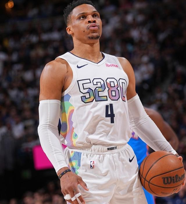 IM体育官方网-关键时刻出手致胜，威少成球队救世主的简单介绍