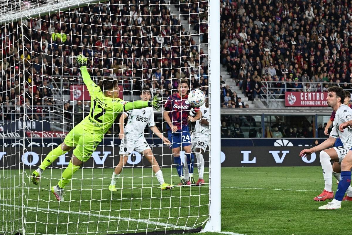 IM体育官方网站-博洛尼亚新锋：为球队进攻贡献力量的简单介绍