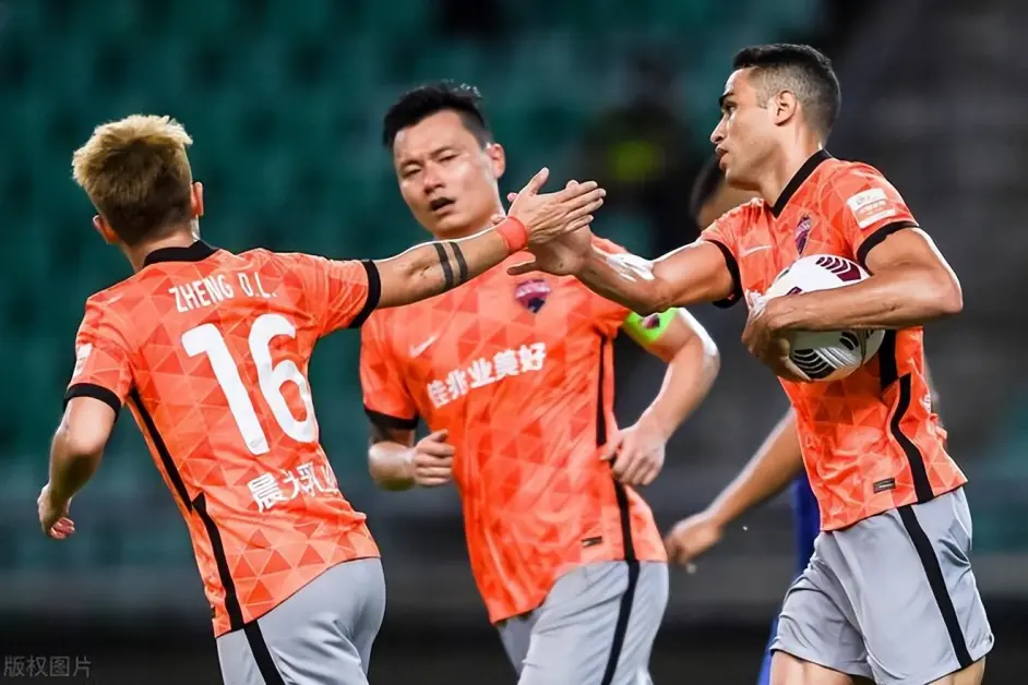 IM体育社区互动入口-郜林梅开二度，淘汰赛晋级深圳佳兆业的简单介绍