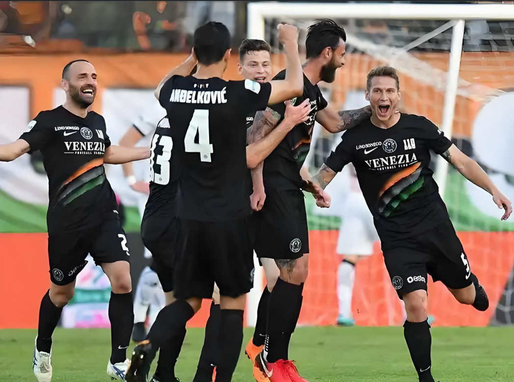 IM体育官方网站-包含联赛新意规定亮相，或将在球队备战中体现的词条