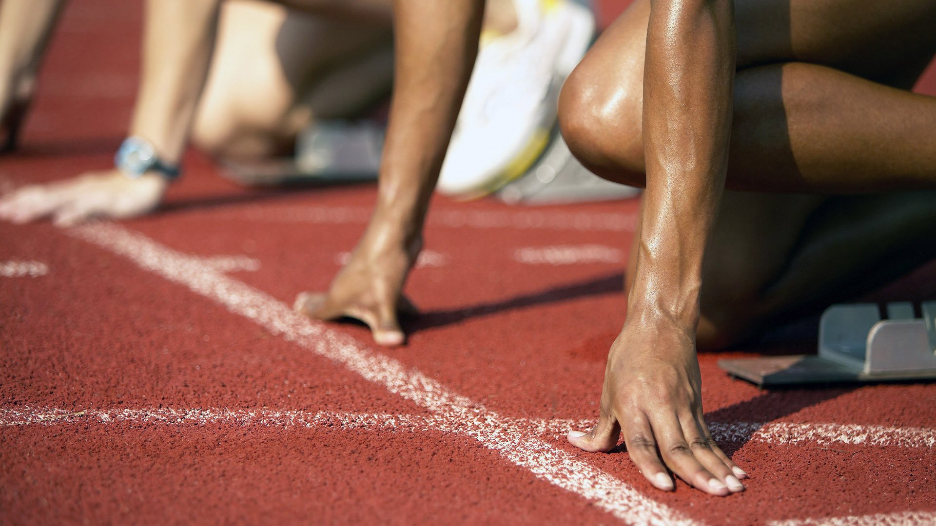 IM体育App下载-极速与高空的交响，F1街道赛的轰鸣中，火箭如何击败独行侠？