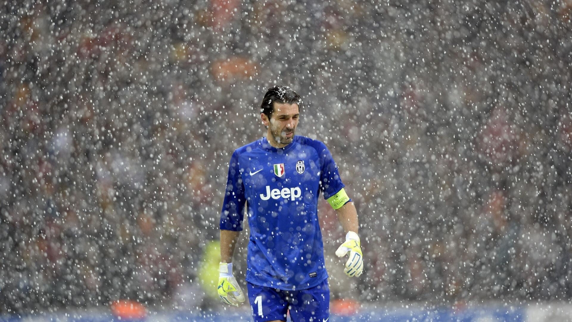 IM体育app-当雷恩在伊朗血拼时,迪亚斯已在国家德比接管比赛—足球世界的平行宇宙