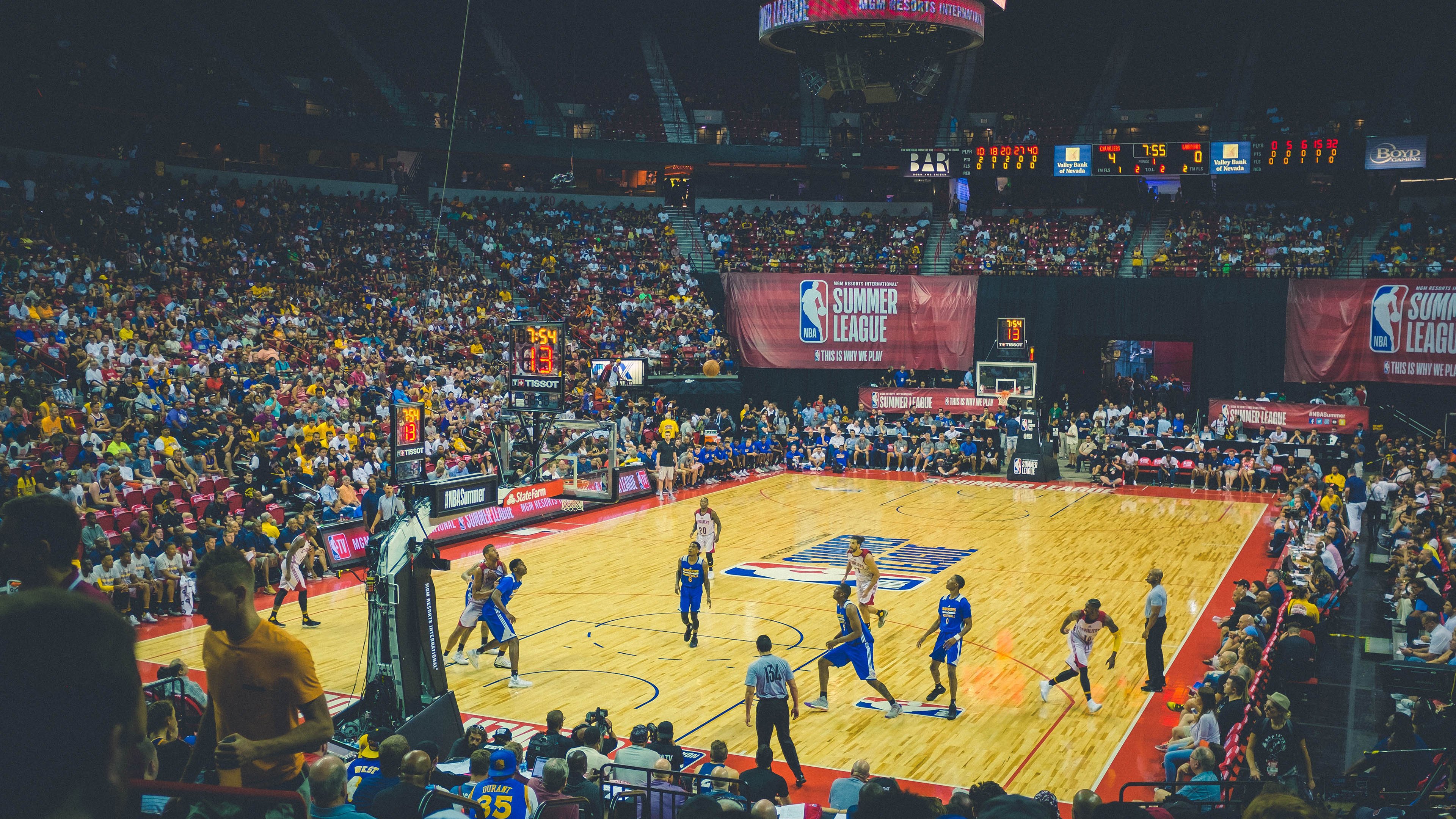 IM体育官网-当灰熊的狂野遇上马刺的精密，东契奇如何用统治级数据重定义比赛